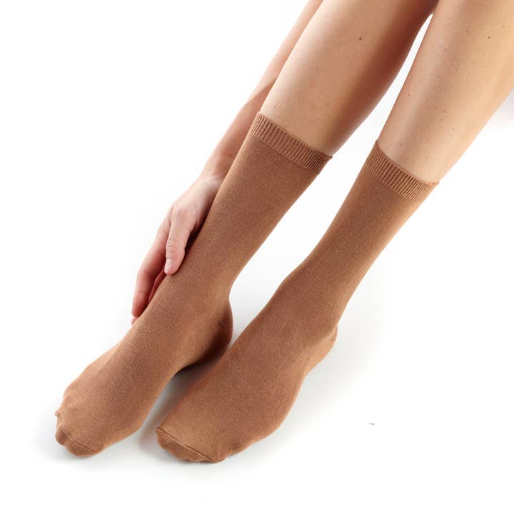 Dub & Drino - Wholesale Socks - Women's - Camel coloured bamboo silk touch plain sock