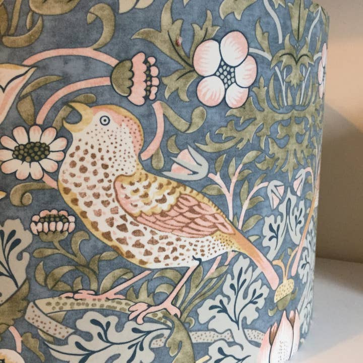 Fait Par Moi - Wholesale Lamp Shade - William Morris Strawberry Thief Drum Lampshade (Light Blue)0