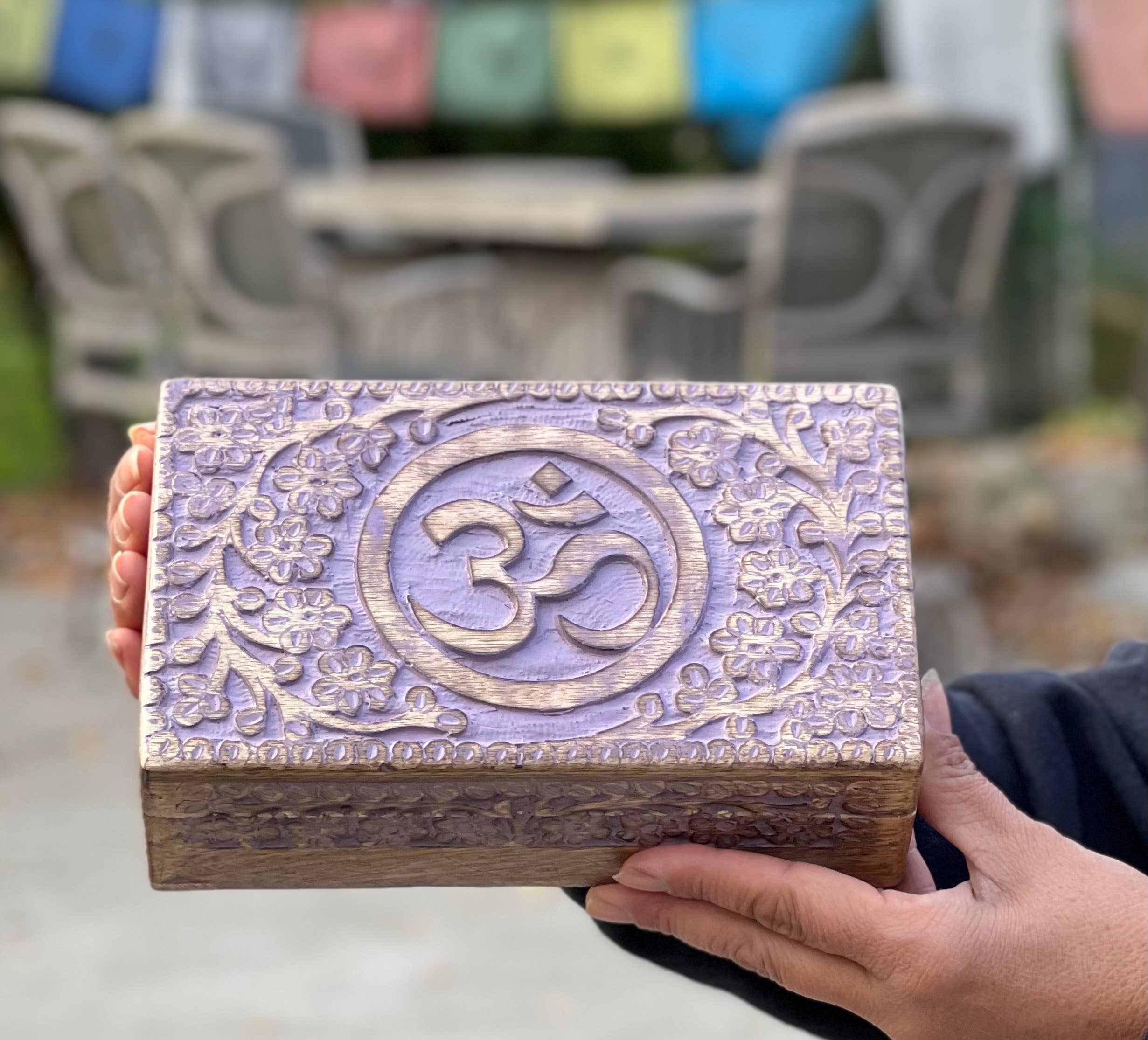 Lungta Imports – Großhandel Dekoschachteln – Hindu OM Handgeschnitzte Holzkiste zum Andenken7