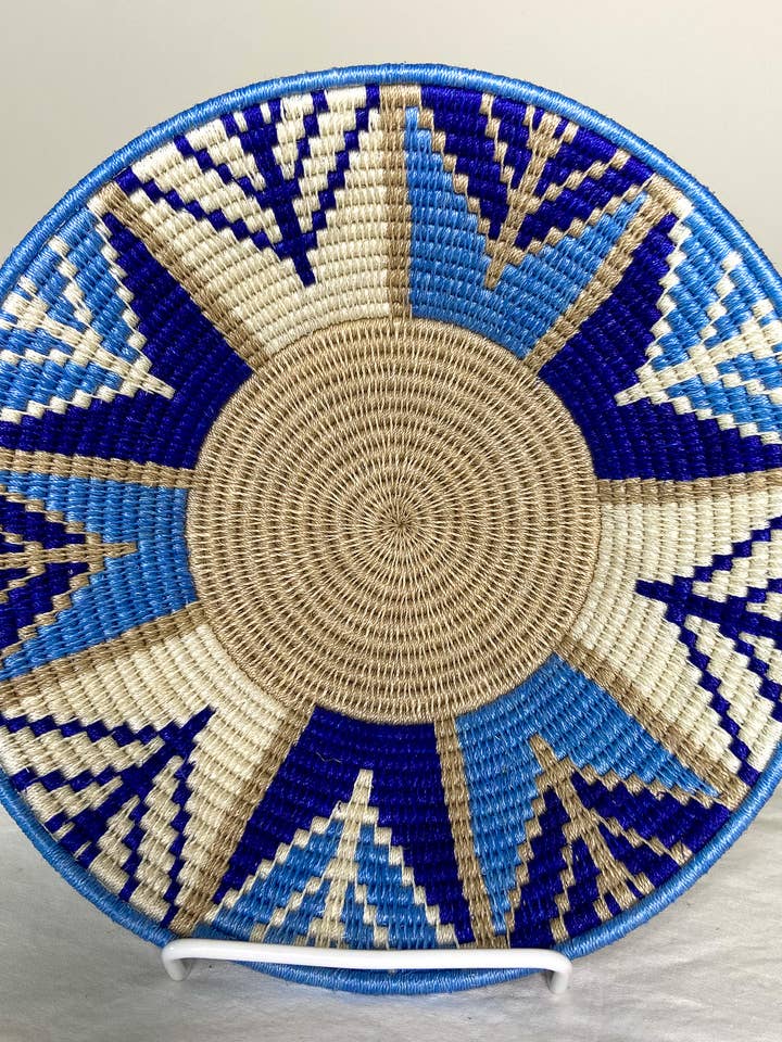 Cesta de sisal mediana - 070 para venta al por mayor de Eve & Nico Gifts & Home Decor