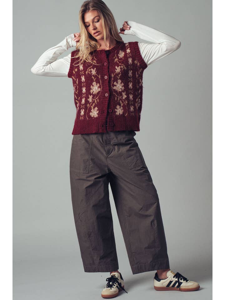 Urban Daizy - Wholesale Sweater Vest - Women's - Floral Knit Button-Up Sweater Vest10