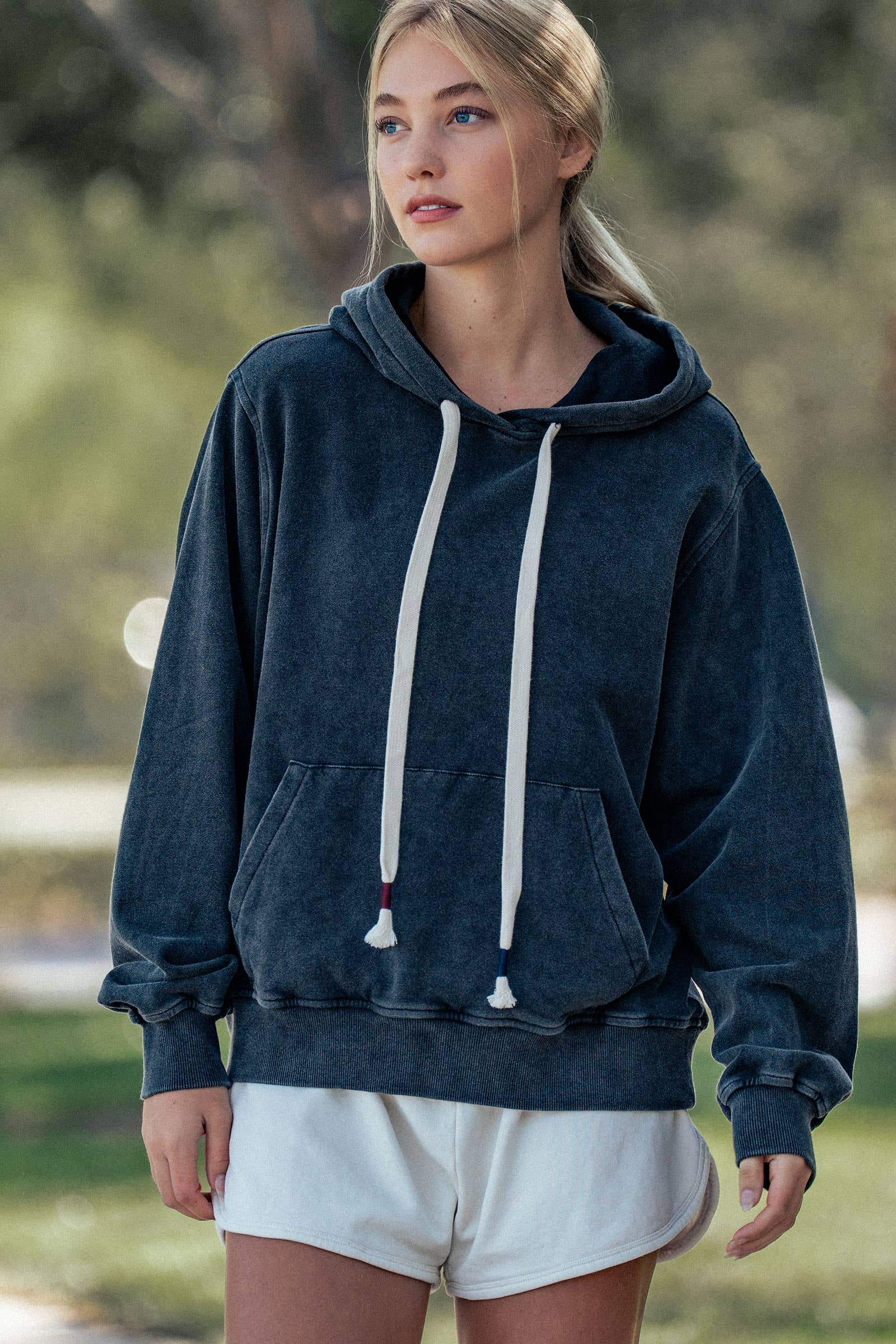 Urban Daizy - Wholesale Hoodie - Women's - Vintage Wash Oversized Brushed Hoodie8