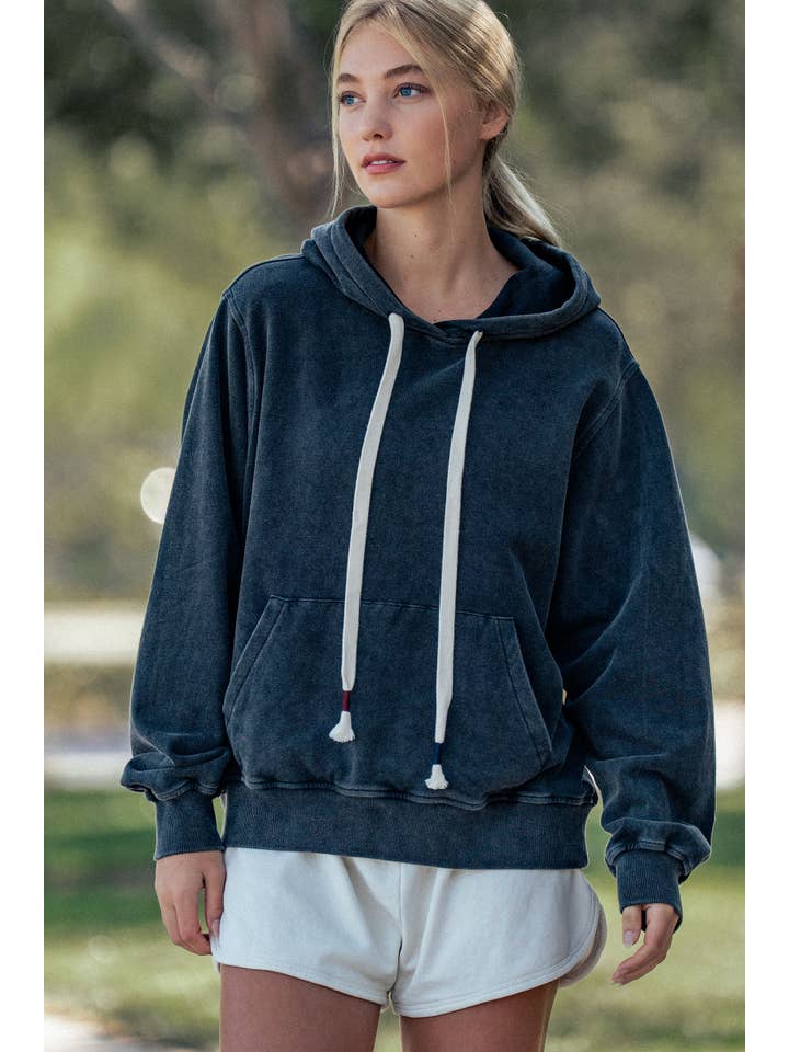 Urban Daizy - Wholesale Hoodie - Women's - Vintage Wash Oversized Brushed Hoodie8