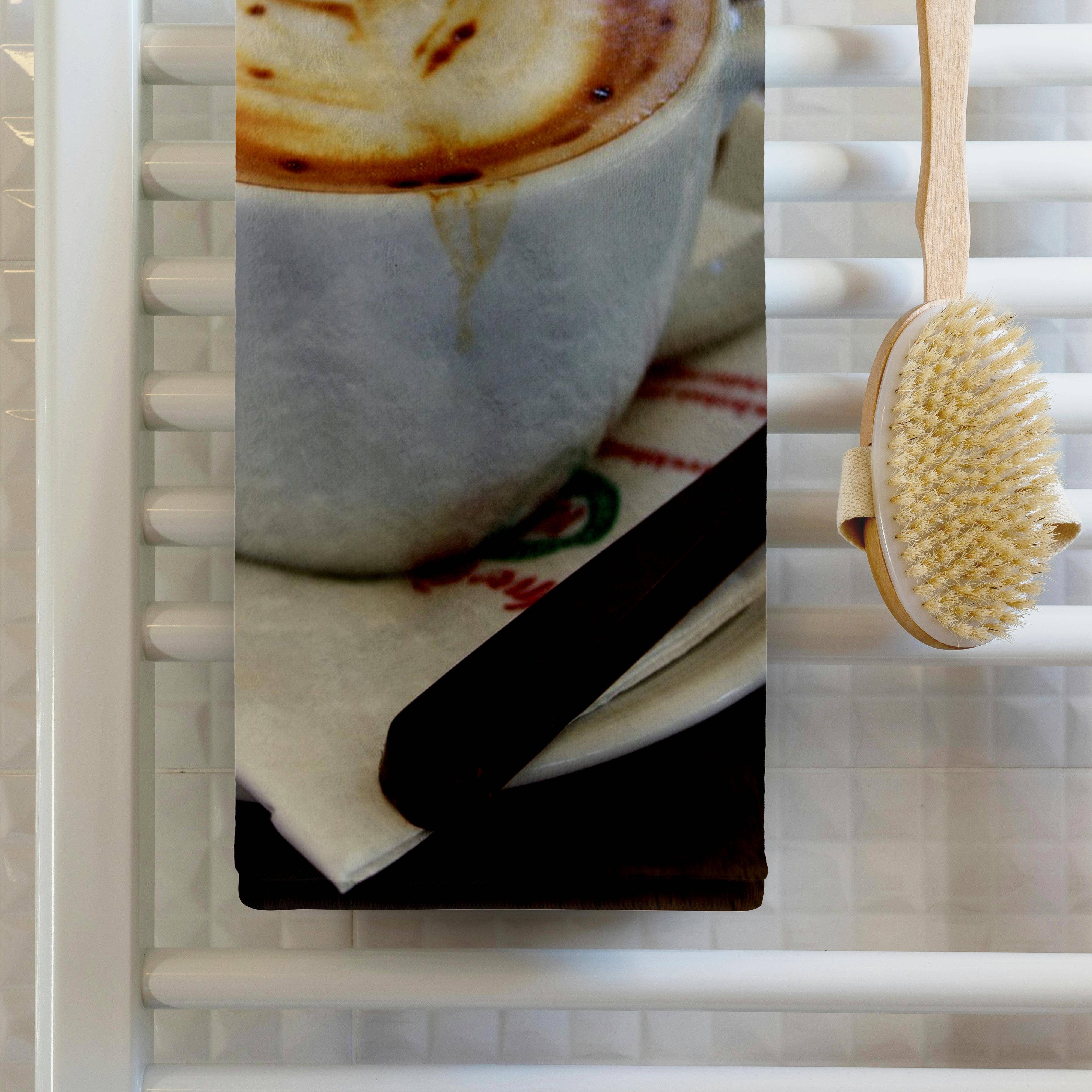 3dRose - Vente Serviettes de bain - 3dRose, Café Américain avec Design de Tulipe et Cuillère en Chocolat, Serviette1