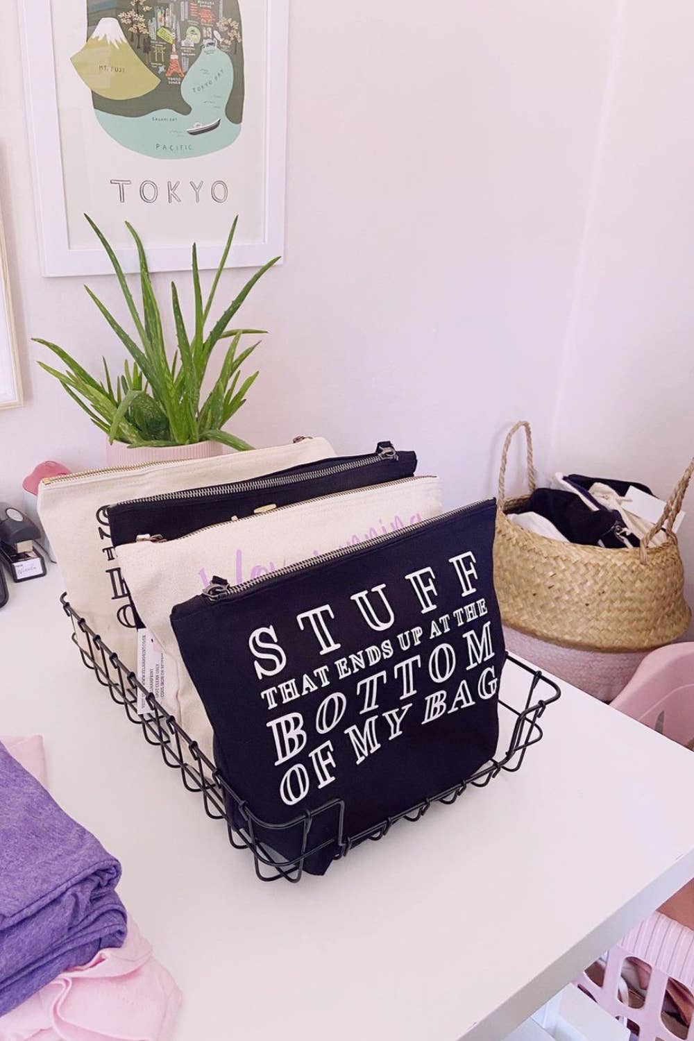 Kelham Print - Wholesale Makeup/Cosmetic Bag - Stuff That Ends Up At The Bottom of My Bag1