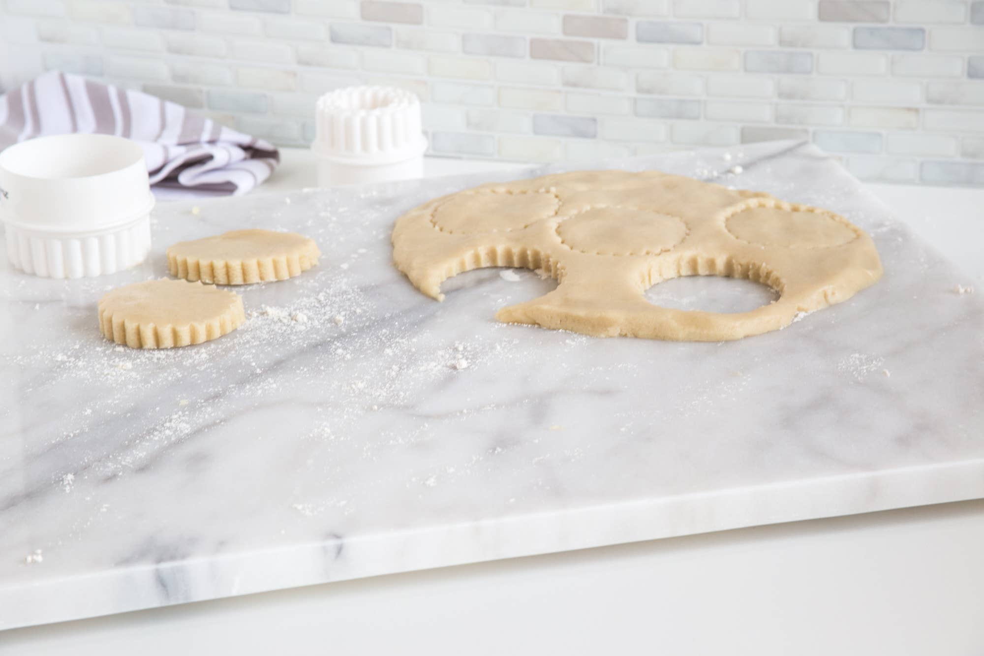 Fox Run Brands - Wholesale Cutting Board - Fox Run Marble Pastry Board, White, 16" x 20" x 0.75"8