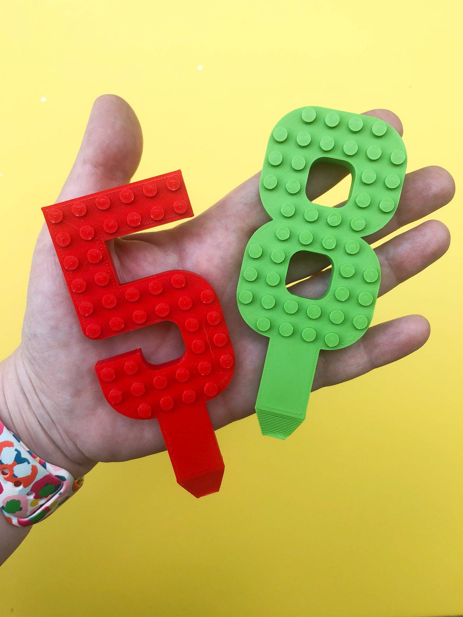 Made Happy Gifts – wholesale Tårta/Cupcake Topper – Tårtdekorationer i form av siffror kompatibla med LEGO®-klossar7