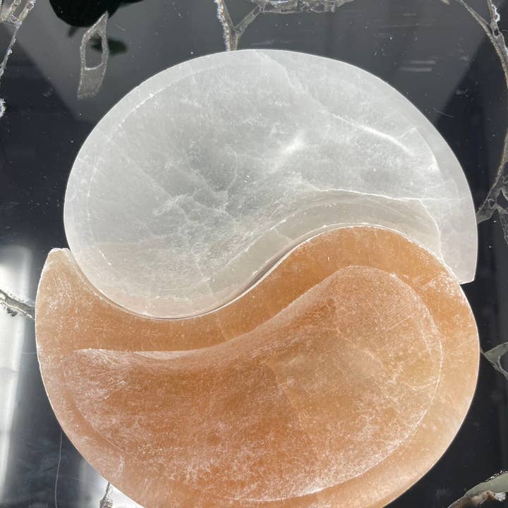 Crystal Deal· Wholesale - Wholesale Spiritual Stone/Crystal - Selenite Yi-yang Charging Bowl Lot of 4 4