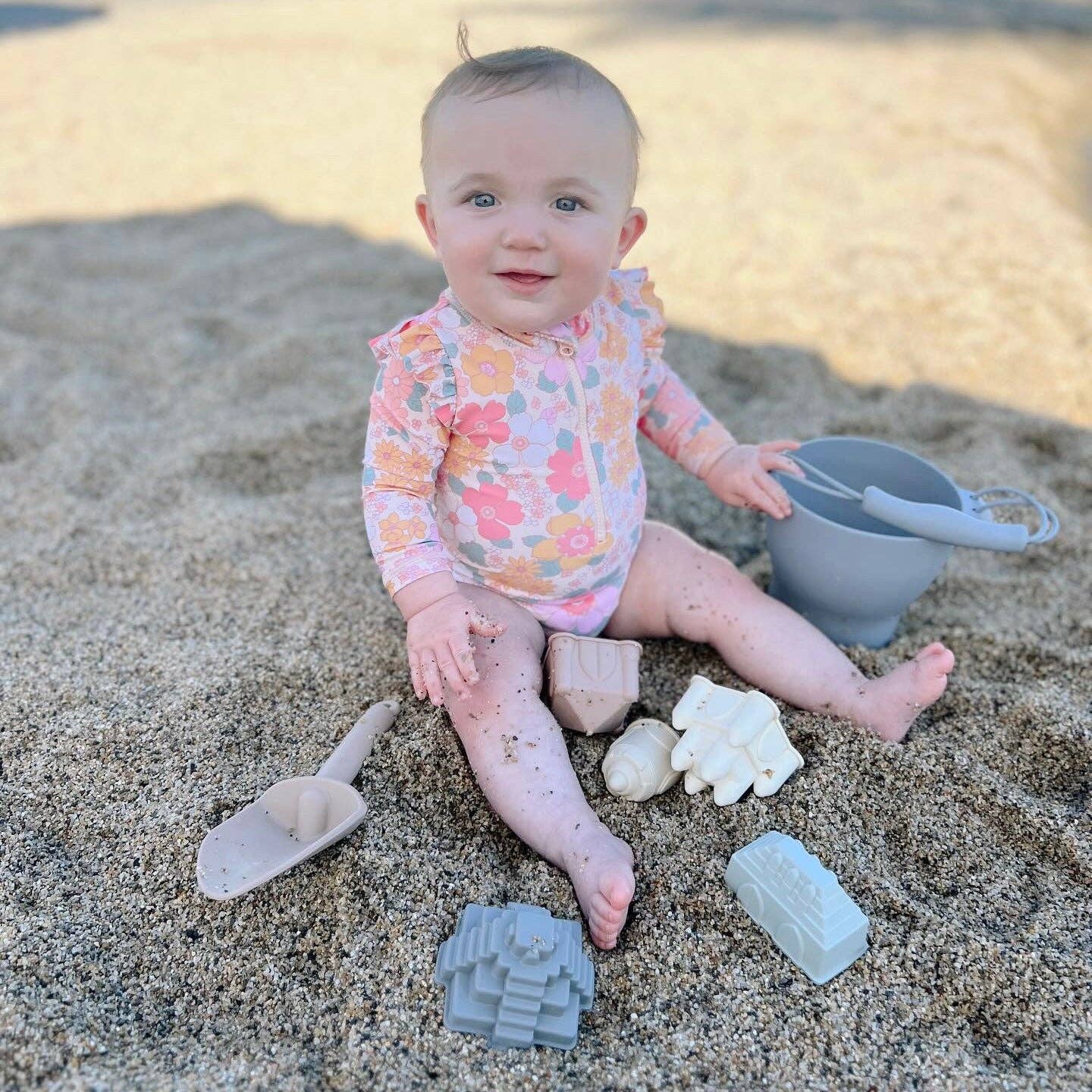 Calla & Friends - Wholesale Beach/Pool Toy - Kids & Baby - Ellie Silicone Beach Toy Set15
