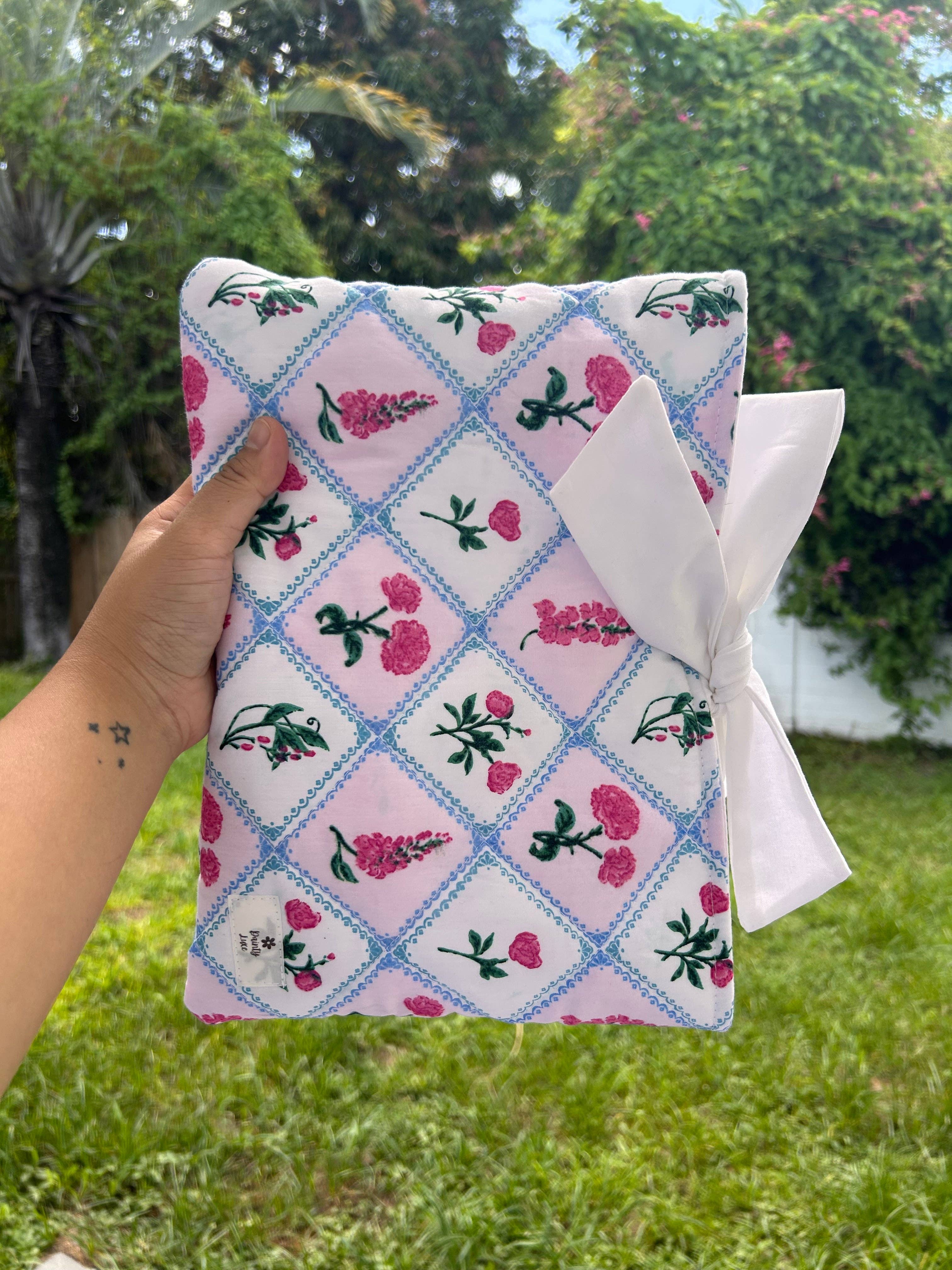 DaintyLuxeAU - Wholesale Book cover - Lace Floral Book Sleeve