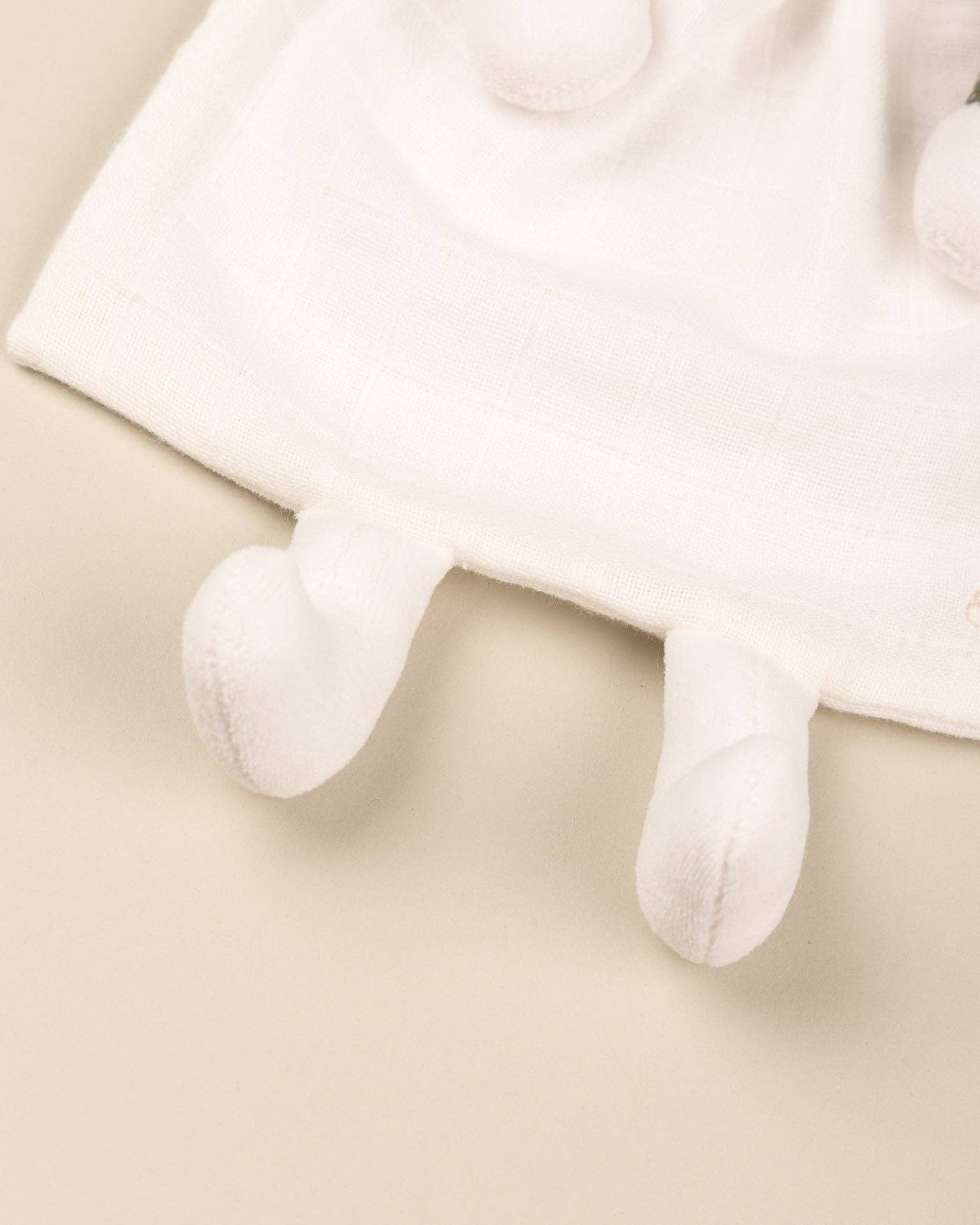 Pamplemousse Peluches - Wholesale Stuffed/Plush Toy - Kids & Baby - Liberty Poppy Cuddly Toy2