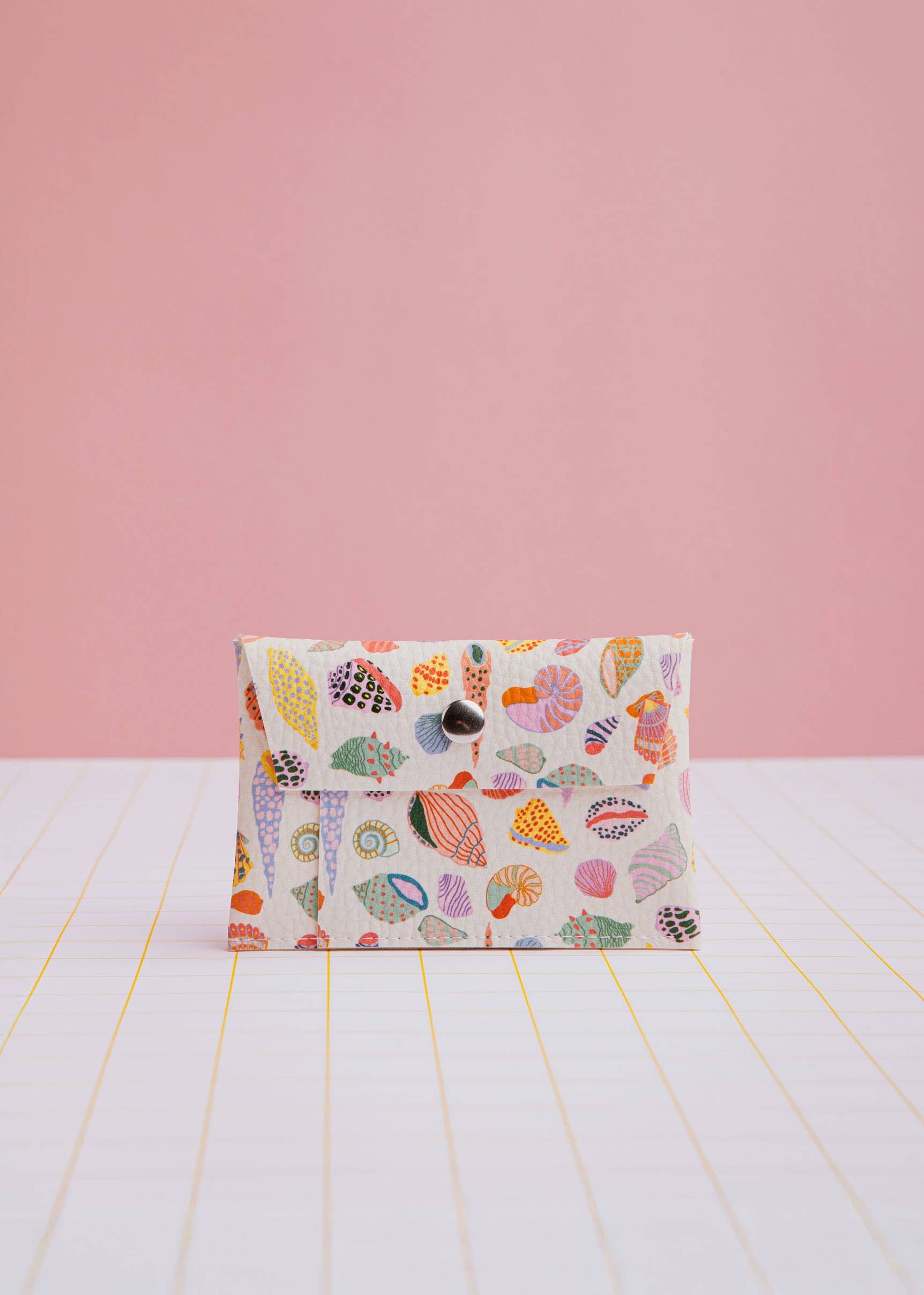 ECKE - Wholesale Card Holder - Women's - Conchas Beige Card Wallets