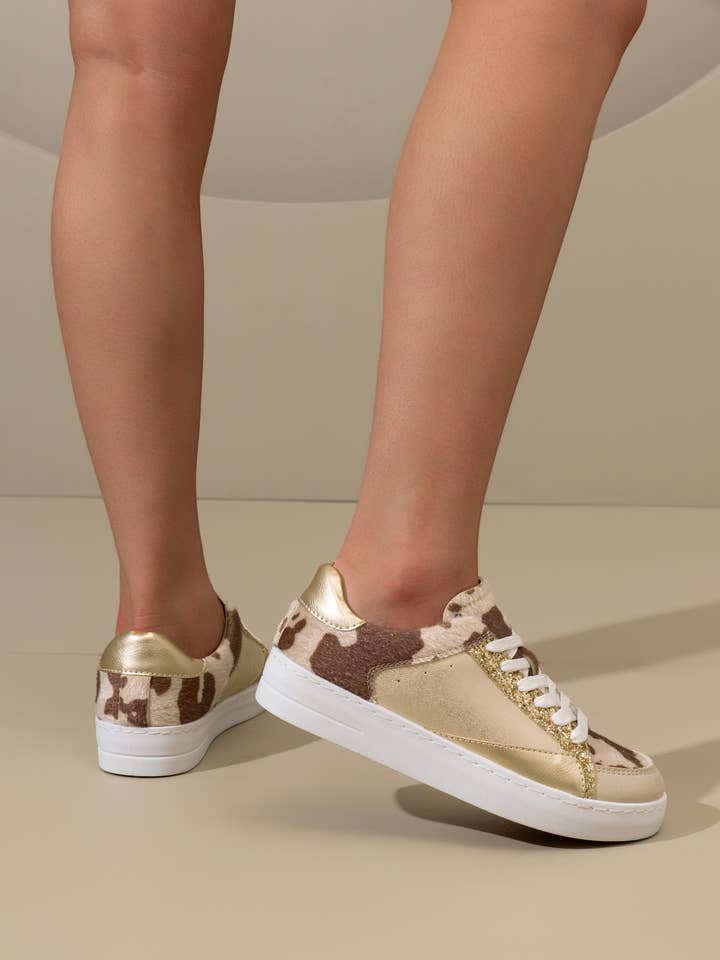 C'M PARIS - Wholesale Lifestyle Sneakers - Women's - Low Multimaterial Sneakers with Glitter and Prints 65223