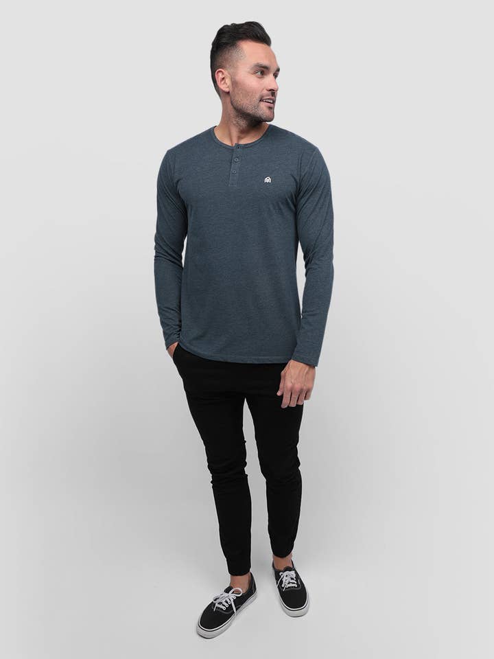 INTO THE AM – Großhandel T-Shirt – Herren – Langarm-Henley-Shirt für Herren (Marke)2