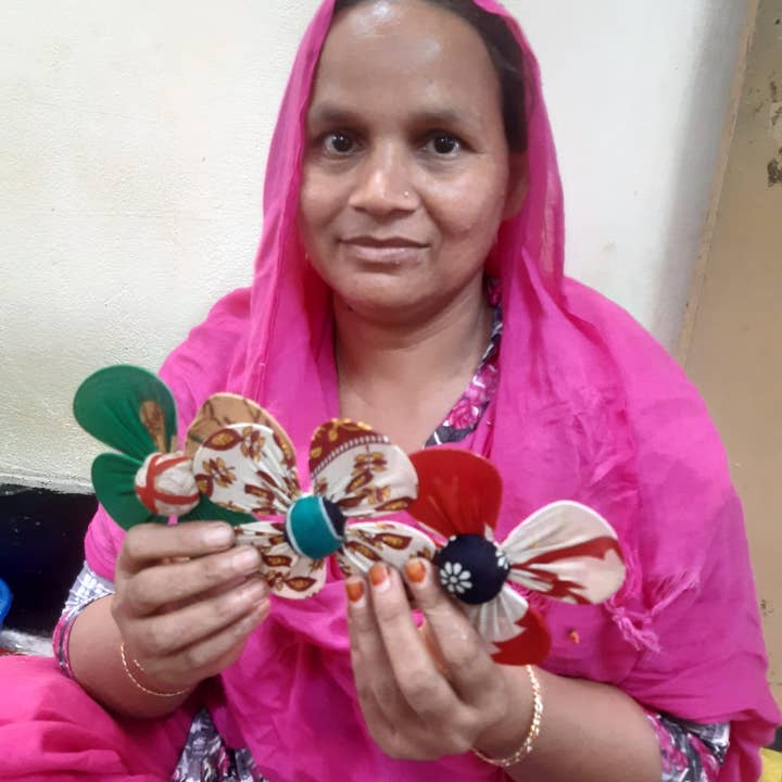 Ten Thousand Villages - Wholesale Bunting/Garland - Recycled Sari Flower Garland