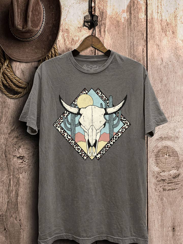 Cow Skull Grafisk Top for engroshandel hos Lotus Fashion Collection