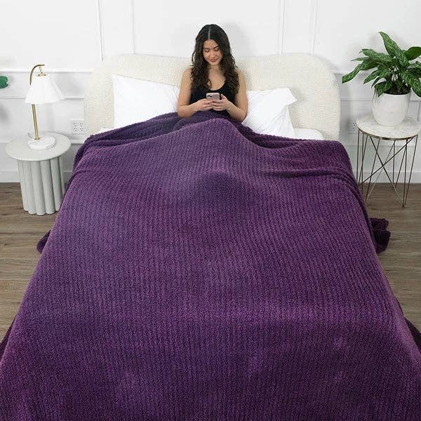 Big Blanket Co - Wholesale Bedding Blanket - Premier Plush™ Blanket24