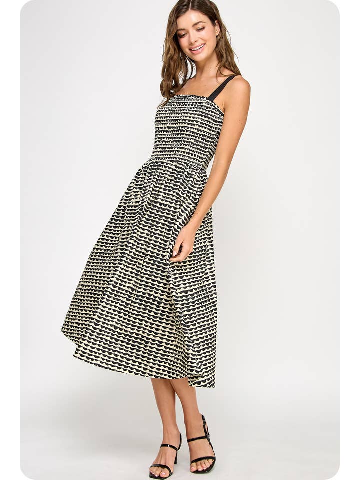 Strut & Bolt - Wholesale Dress - Women's - Scallop Print Smocked Midi Dress