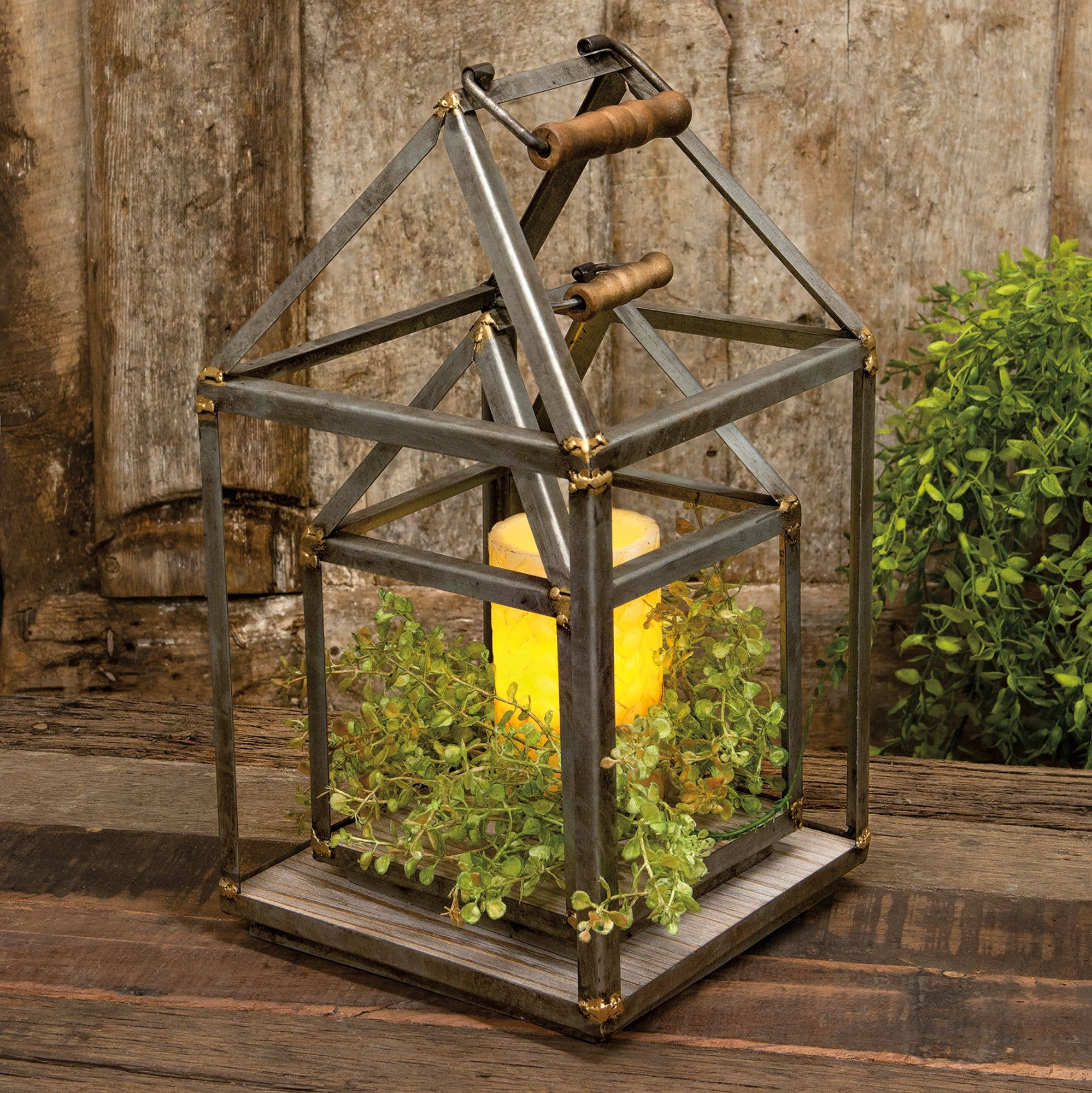 The Hearthside Collection – wholesale Lantern – 2/Set, Antiqued Open Air Lanterns1