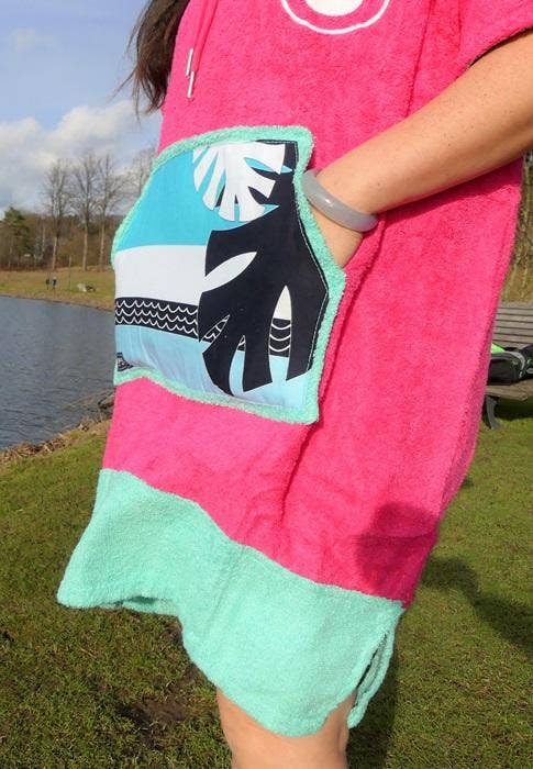 WAVE HAWAII - Wholesale Poncho - Women's - WAVE HAWAII Poncho Pink Wave4
