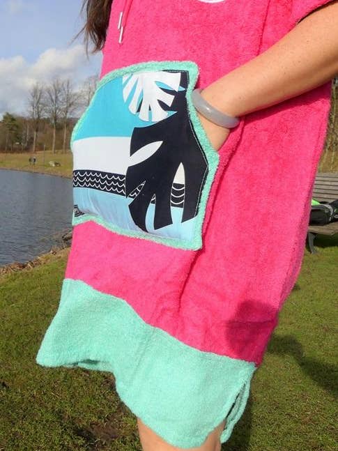 WAVE HAWAII - Wholesale Poncho - Women's - WAVE HAWAII Poncho Pink Wave4