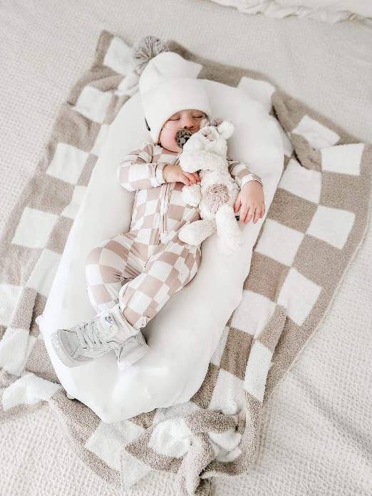 Rufflеѕ & Bоwtіеѕ - Affordable Boys & Girls Clothing - Wholesale Sleepsuit - Baby - Baby Unisex Sleeper With Double Zippers - Tan/Blush Check