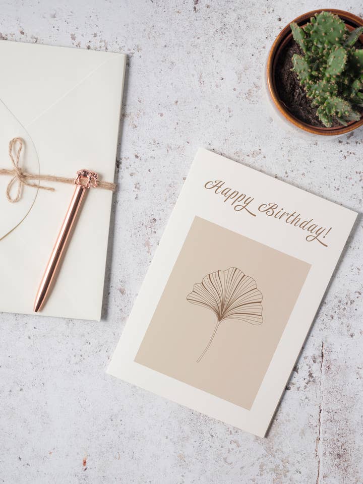 „Happy Birthday” ginkgo plant leaf wenskaart voor wholesale door The Arty Hand