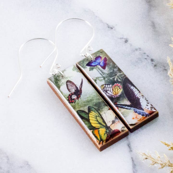 Vintage Butterfly Forest rechthoekige oorbellen voor wholesale door No Man's Land