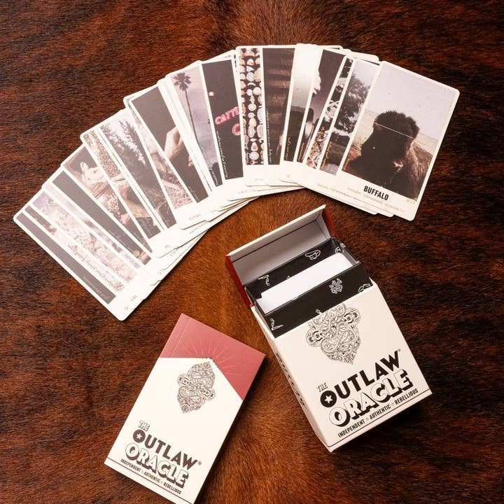 The Outlaw Oracle - Wholesale Tarot/Oracle Card - The Outlaw Oracle Card Deck8