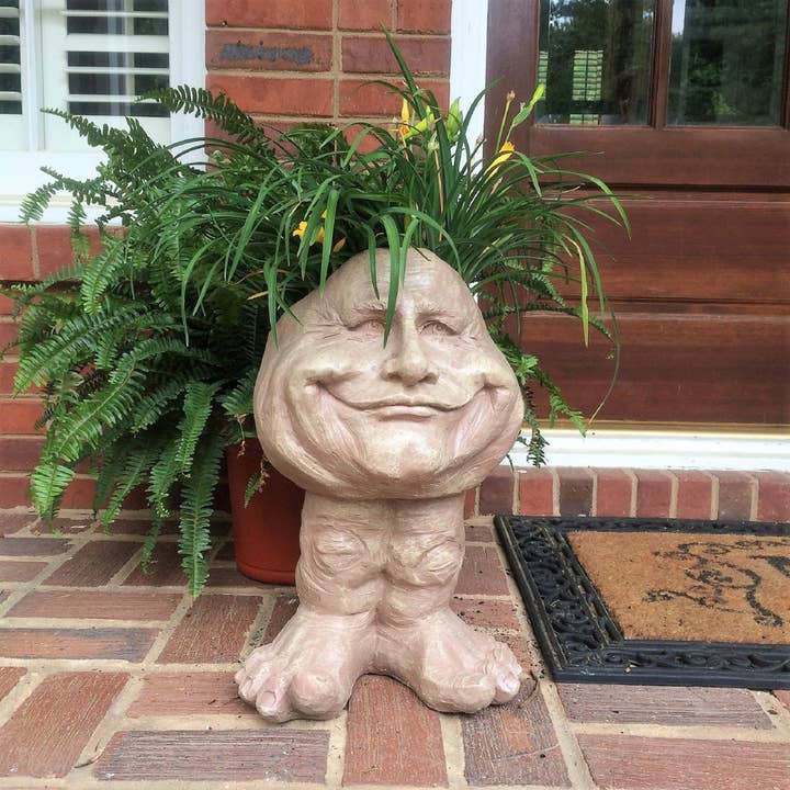 GSI Homestyles - Wholesale Plant Pot - Papa John Muggly Garden Statue Planter