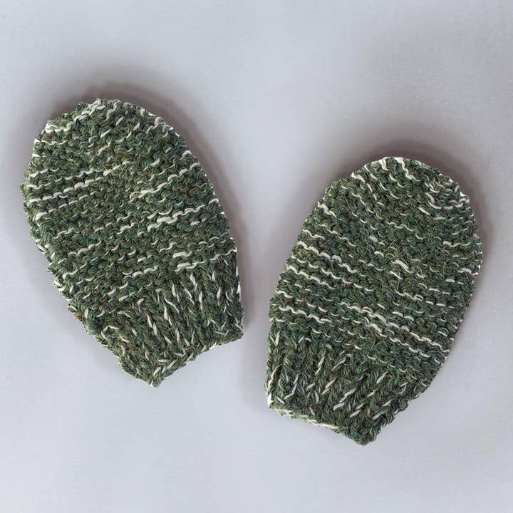 Awamaki - Wholesale Mittens - Baby - Muku Knit Baby Mittens2