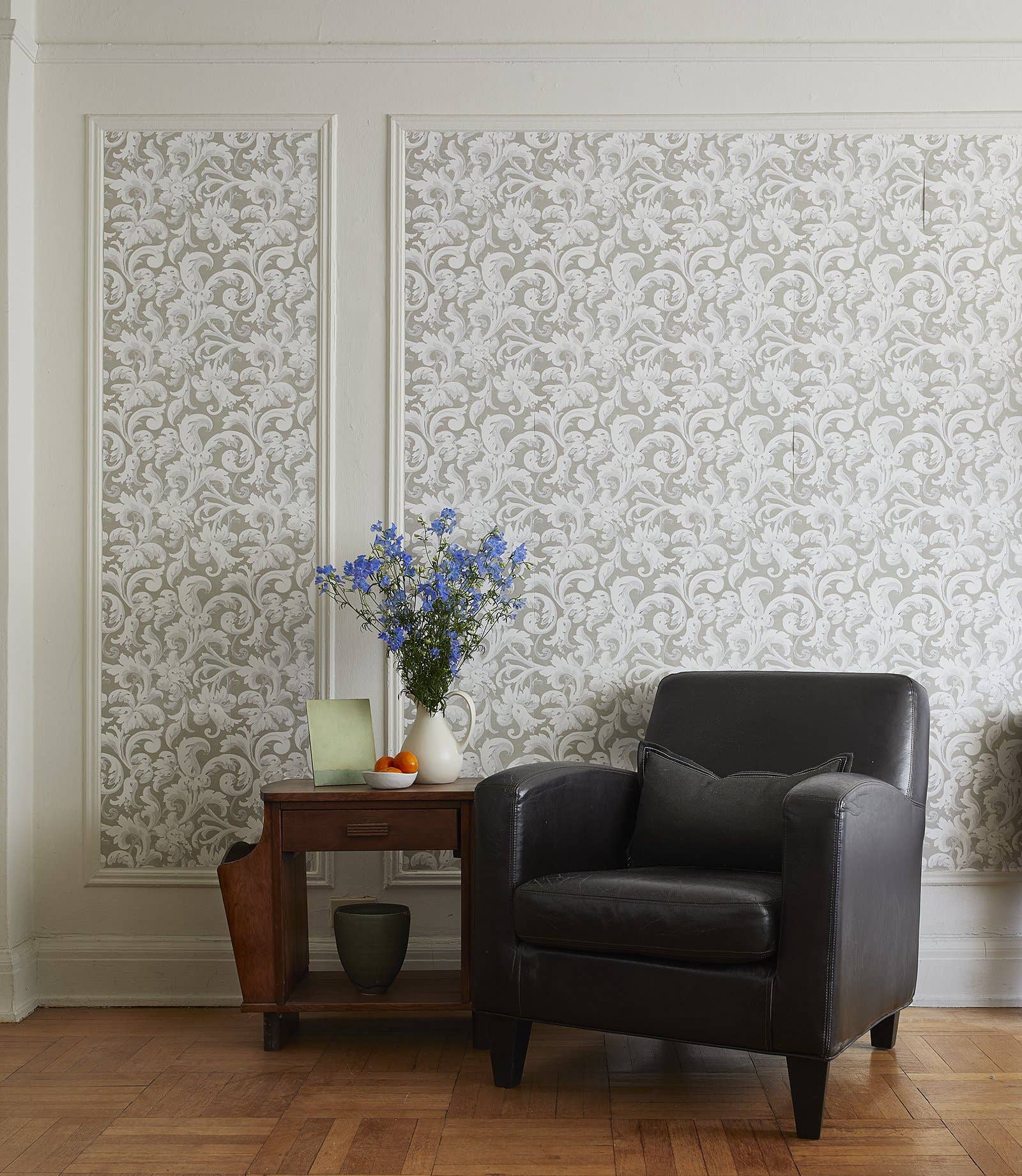 JCampbell – wholesale Wallpaper – Acanthus Beige Wallpaper Sheets3