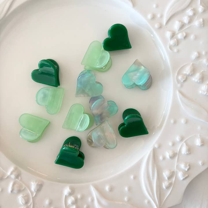 Heart Shape Acetate Hair Clip (DOLCE-6) and other Purchase Wholesale dolce. Free Returns & Net 60 Terms on Faire trending on Faire.