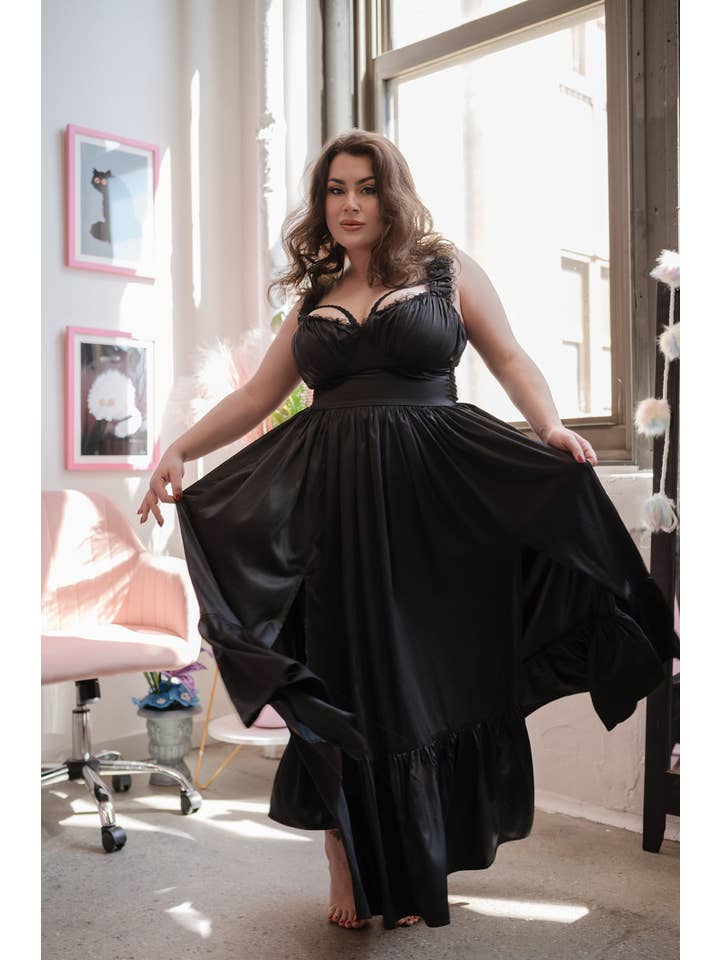 Wax Poetic Clothing - Wholesale Dress - Women's - *PRE ORDER* Cosette Maxi Dress in Black2