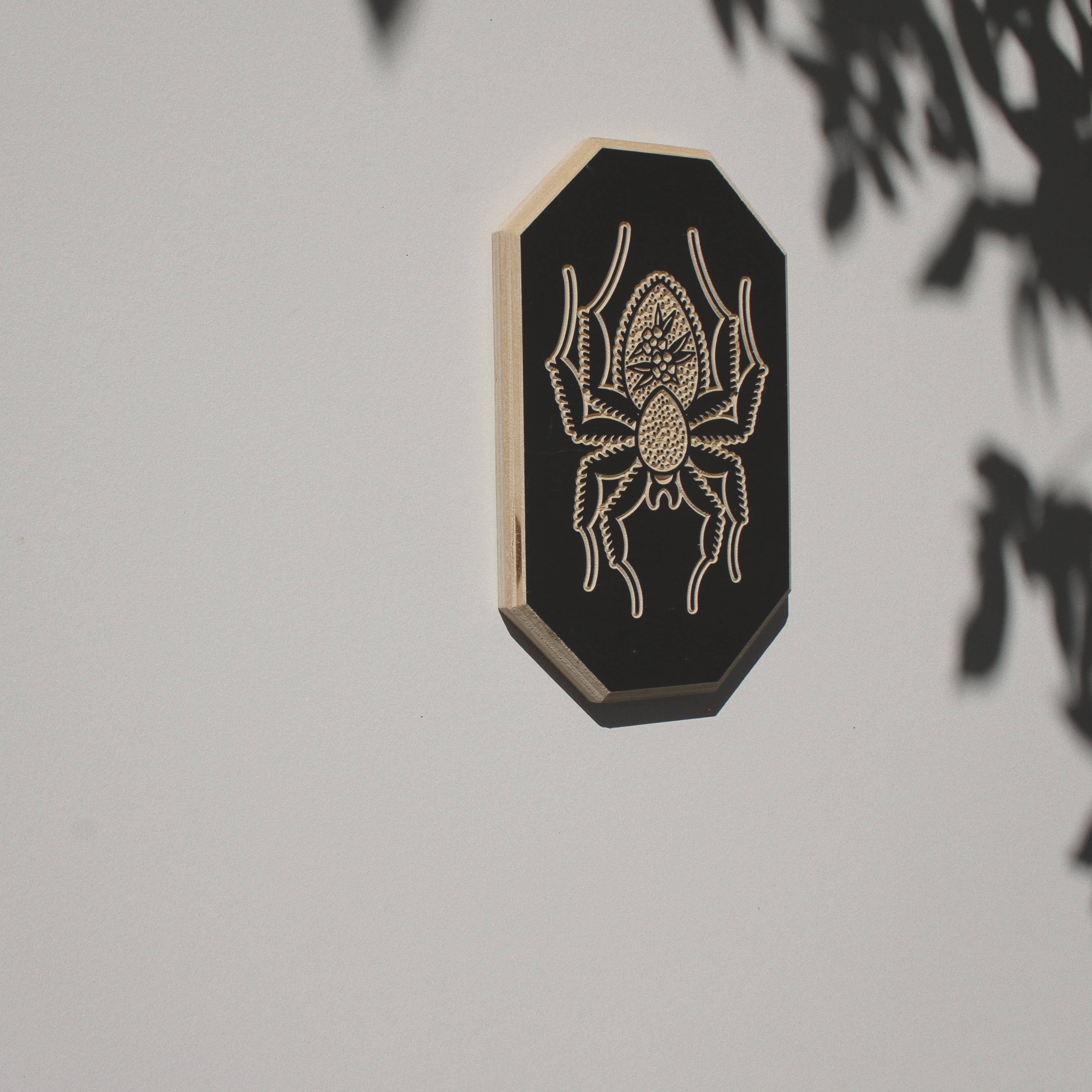 Hykry - Wholesale Wall Accent - Carved Spider Wall Hanging1