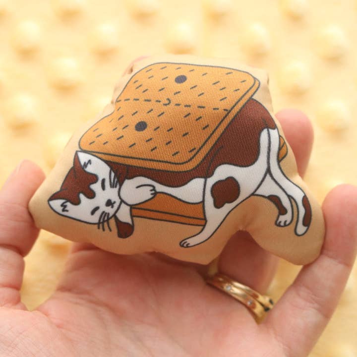 S'mores Cat Toy for wholesale by Dbl Feature