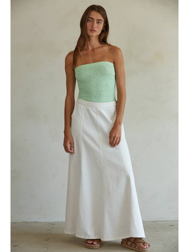 Grädde denim BD316 | Vävd Maxikjol i Bomullsdenim med Utställd Silhuett för wholesale på Faire1