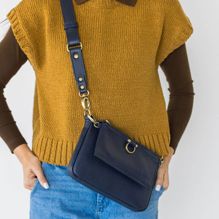 Sapahn - Wholesale Crossbody Bag - Women's - AE Crossbody Wristlet Wallet42