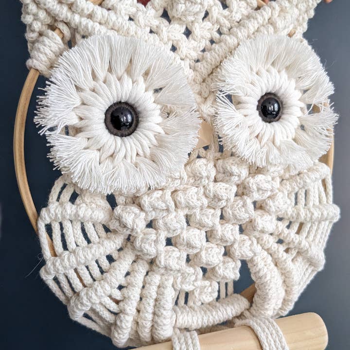 Atelier Woabo – Großhandel 3D-Wandkunst – EULE aus Makramee Wanddekoration Tier