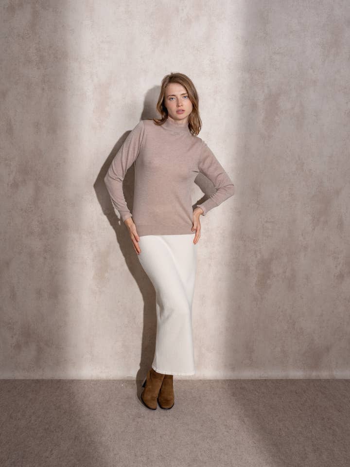 259091 - CAMISOLA 54%PE 20%PC 20%NY 6%WO pour la vente par SMF