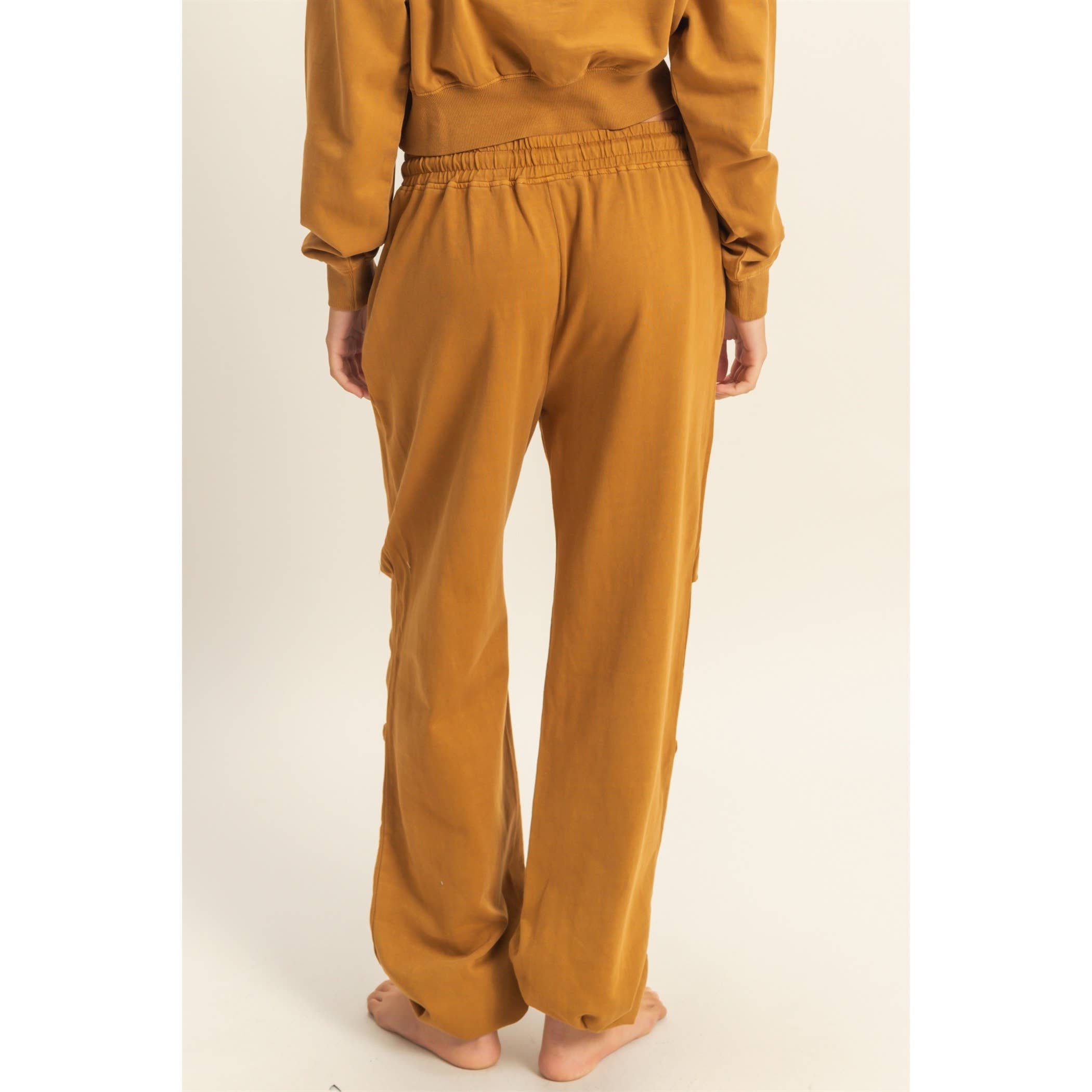 HYFVE - Venta al por mayor Pantalones de chándal/cómodos - Mujer - Pantalones de chándal plisados de cintura alta con cordón23