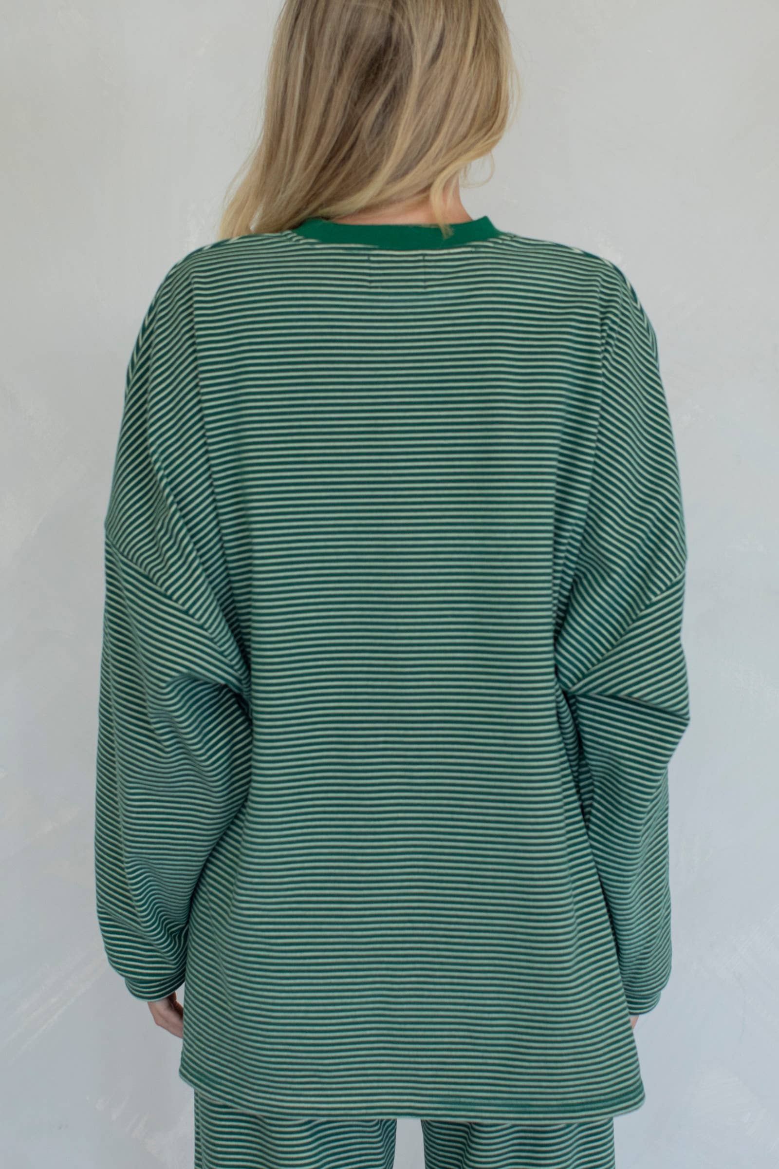 Things Between - Wholesale Sweatshirt - Women's - Levi Top7