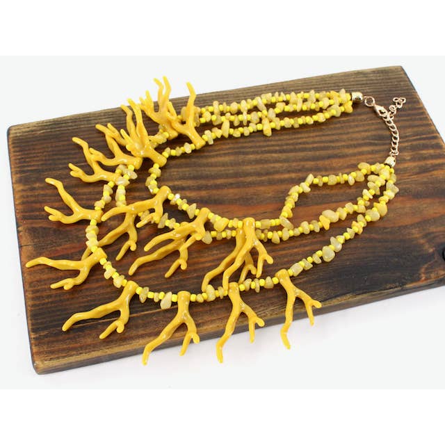 Pretty Persuasions - Wholesale Bib Necklace - N25005 Layered Polyresin Coral Branch Statement Necklace