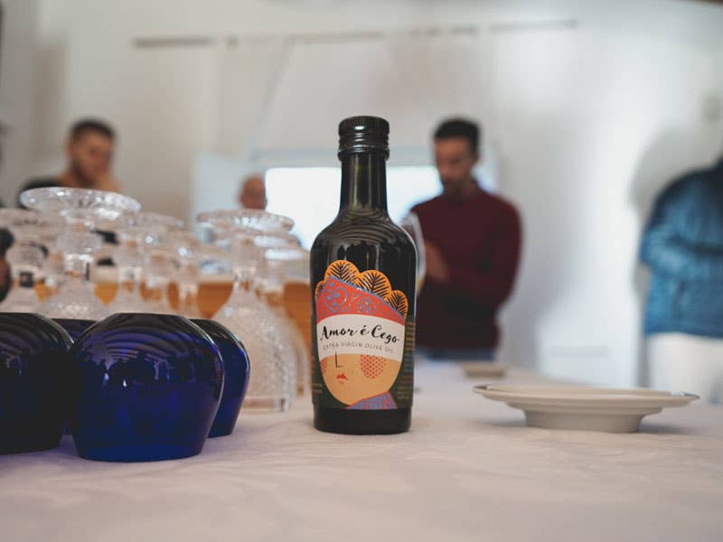 Amor é Cego – wholesale Olive oil – Azeite Virgem Extra - Garrafa de 25 CL2