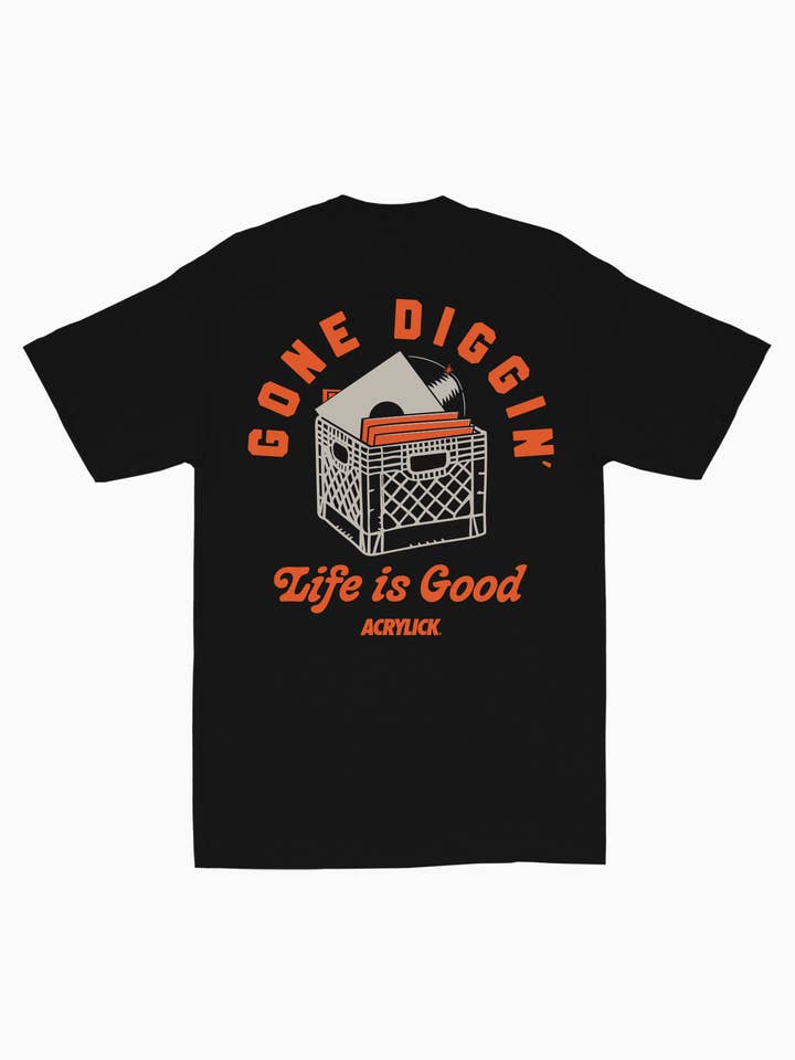 T-shirt Gone Diggin' pour la vente par Acrylick