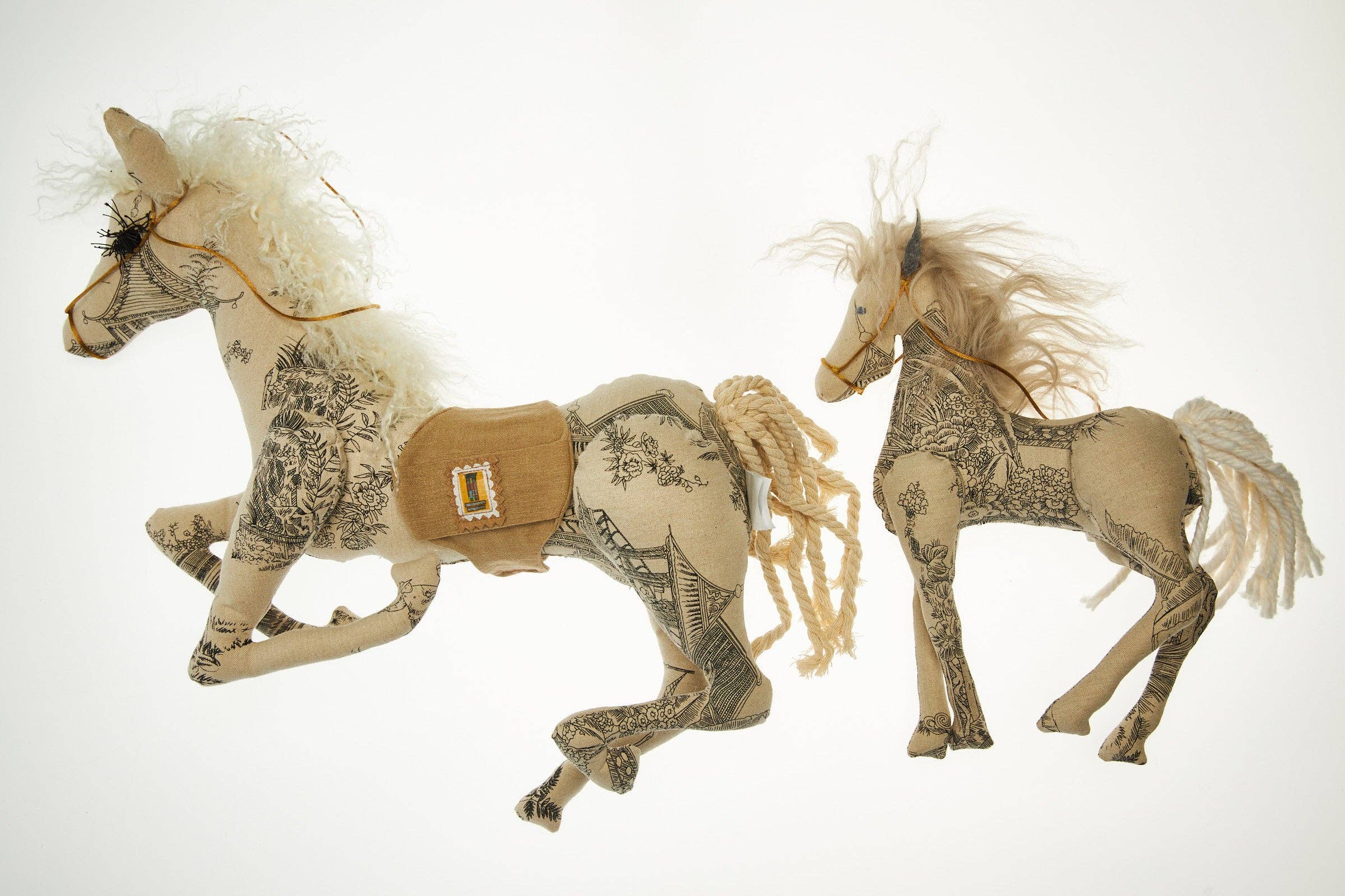 Brownstone Playhouse - Wholesale Stuffed/Plush Toy - Kids & Baby - Classic Beige Toile Mustang1