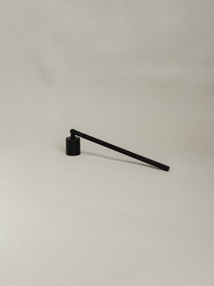 Spegnimoccolo e Immergi Stoppino 2 in 1 per la vendita all'ingrosso da parte di Le Rouge Life Inc.