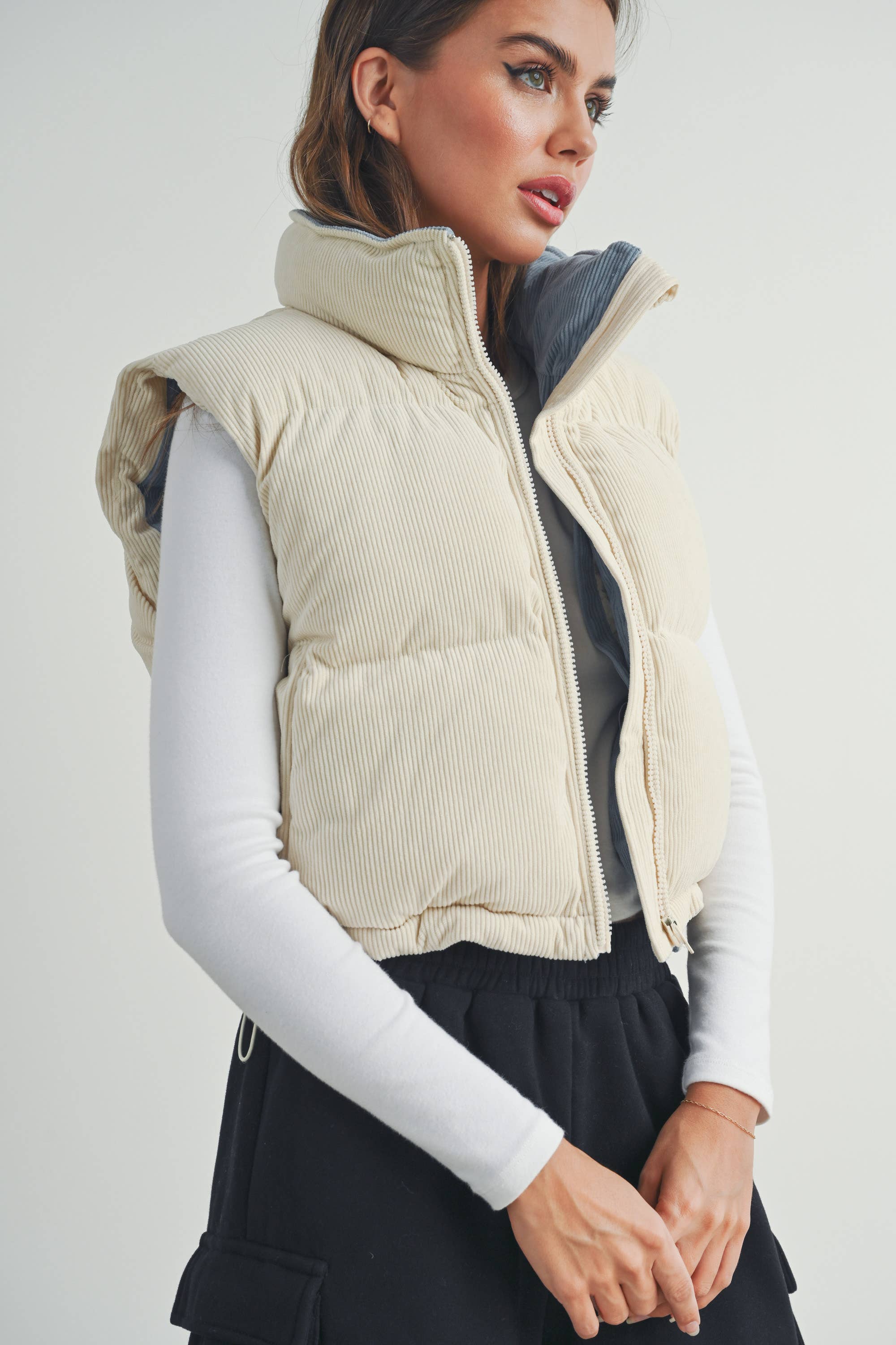 BUTTERMELON - Wholesale Outerwear Vest - Women's - FALL ADOREME CORDUROY PUFFER VEST - BMJ724214
