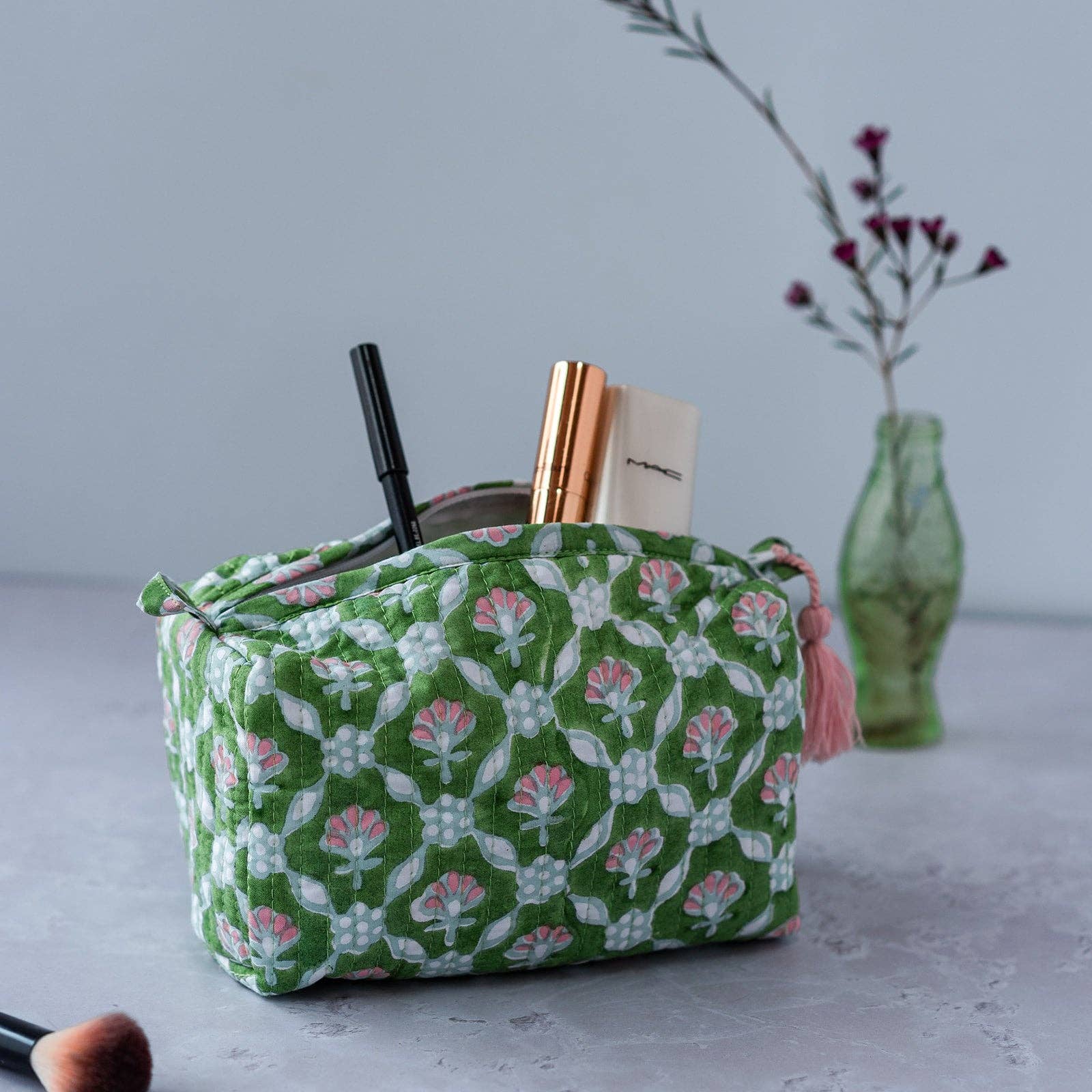 Constance & Denny - Wholesale Makeup/Cosmetic Bag - PETAL cosmetic bag0