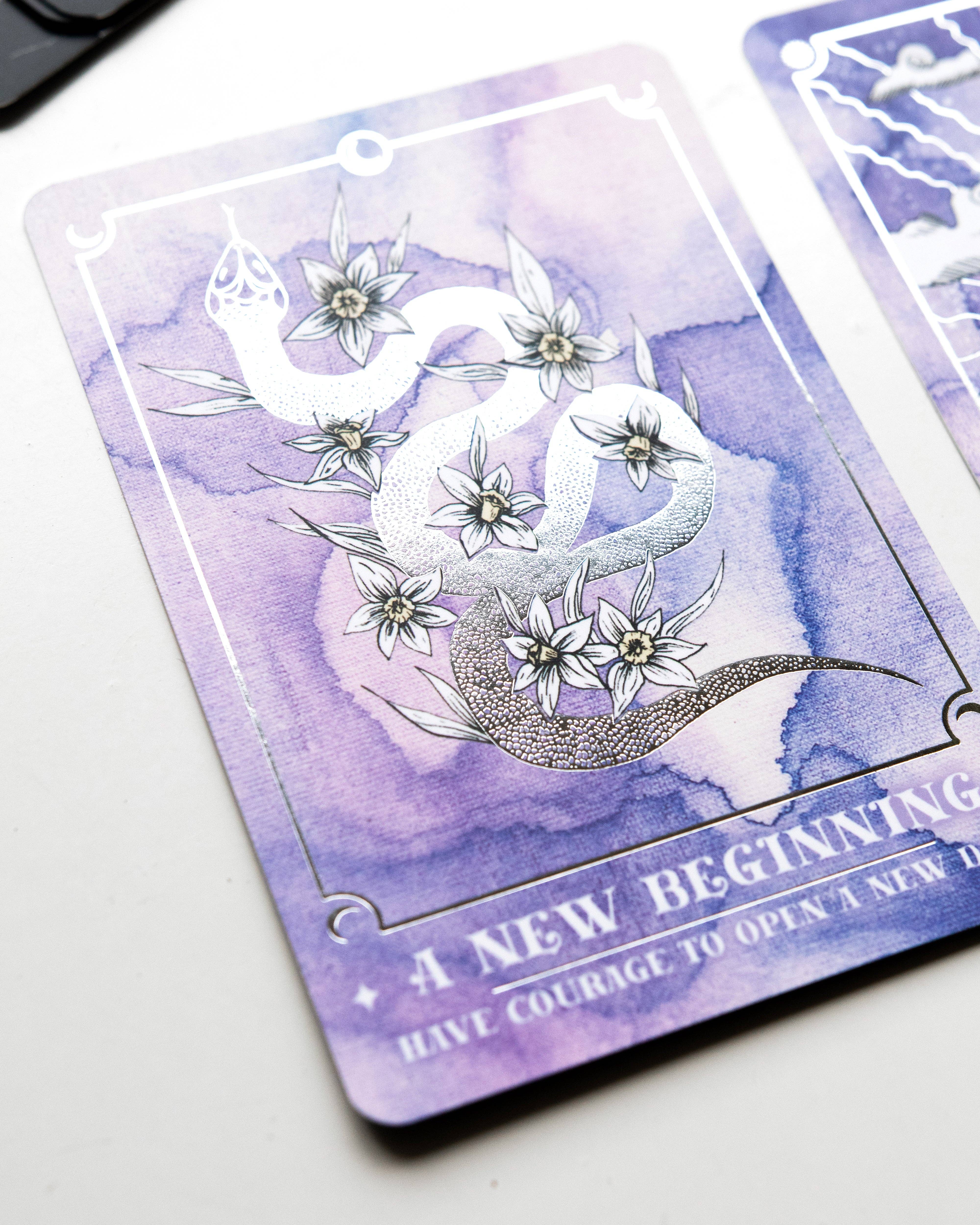 DreamyMoons - Wholesale Tarot Cards - Cosmic Guidance Oracle Card Deck4